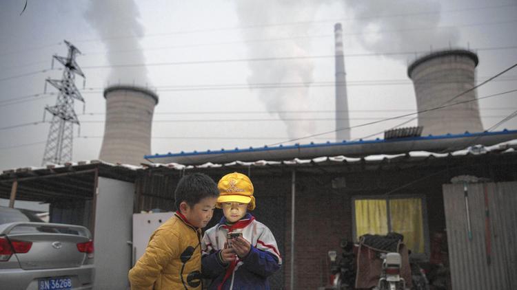 la_afp_getty_bestpix_china_emissions_jpg_20151201