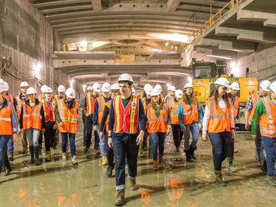 Junior Civil & Environmental Engineering Students Take Behind-the-Scenes Tour of New York City